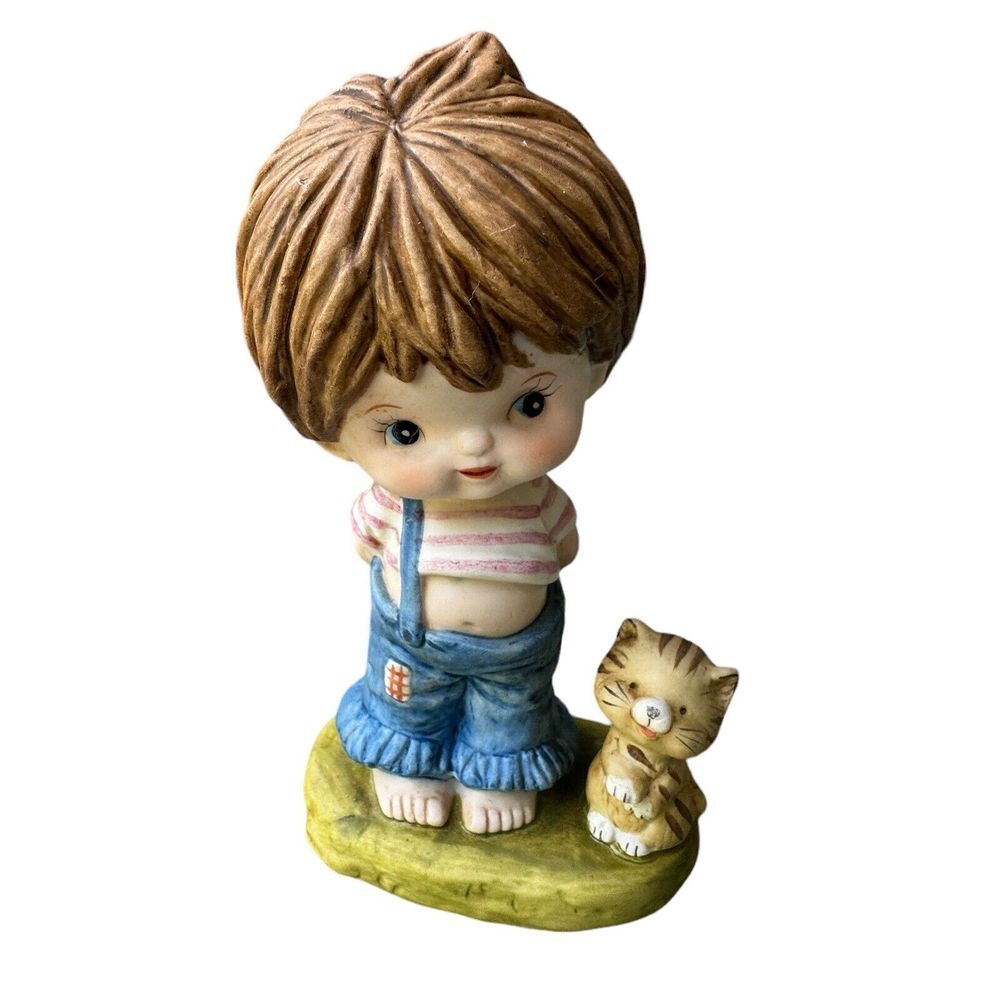 Vintage Ardco Figurine Boy Kitten 4.5 Inch Overalls‎ Porcelain Home Decor C-3447